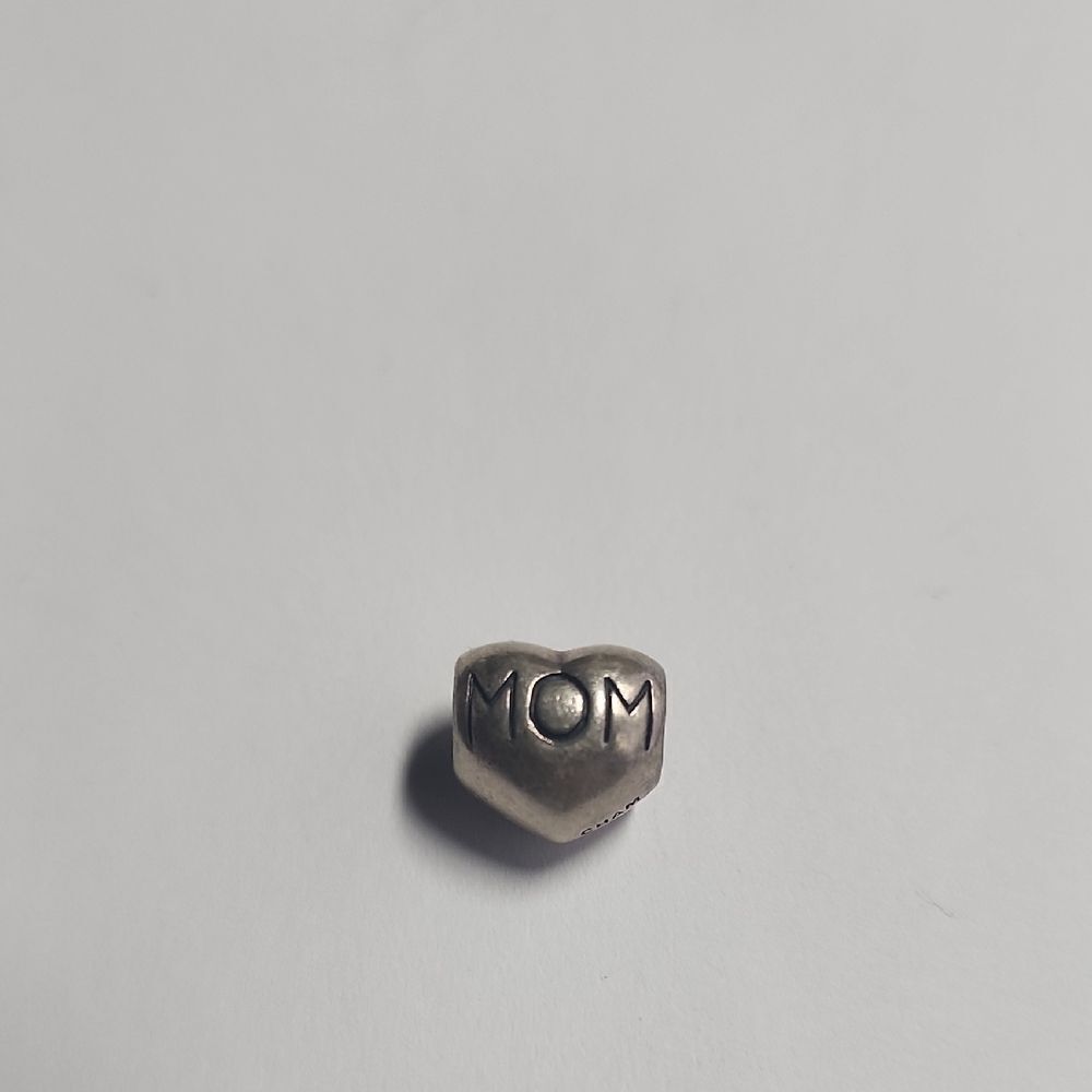 CHAMILIA STERLING SILVER MOM HEART MOTHER'S DAY BEAD CHARM Pandora